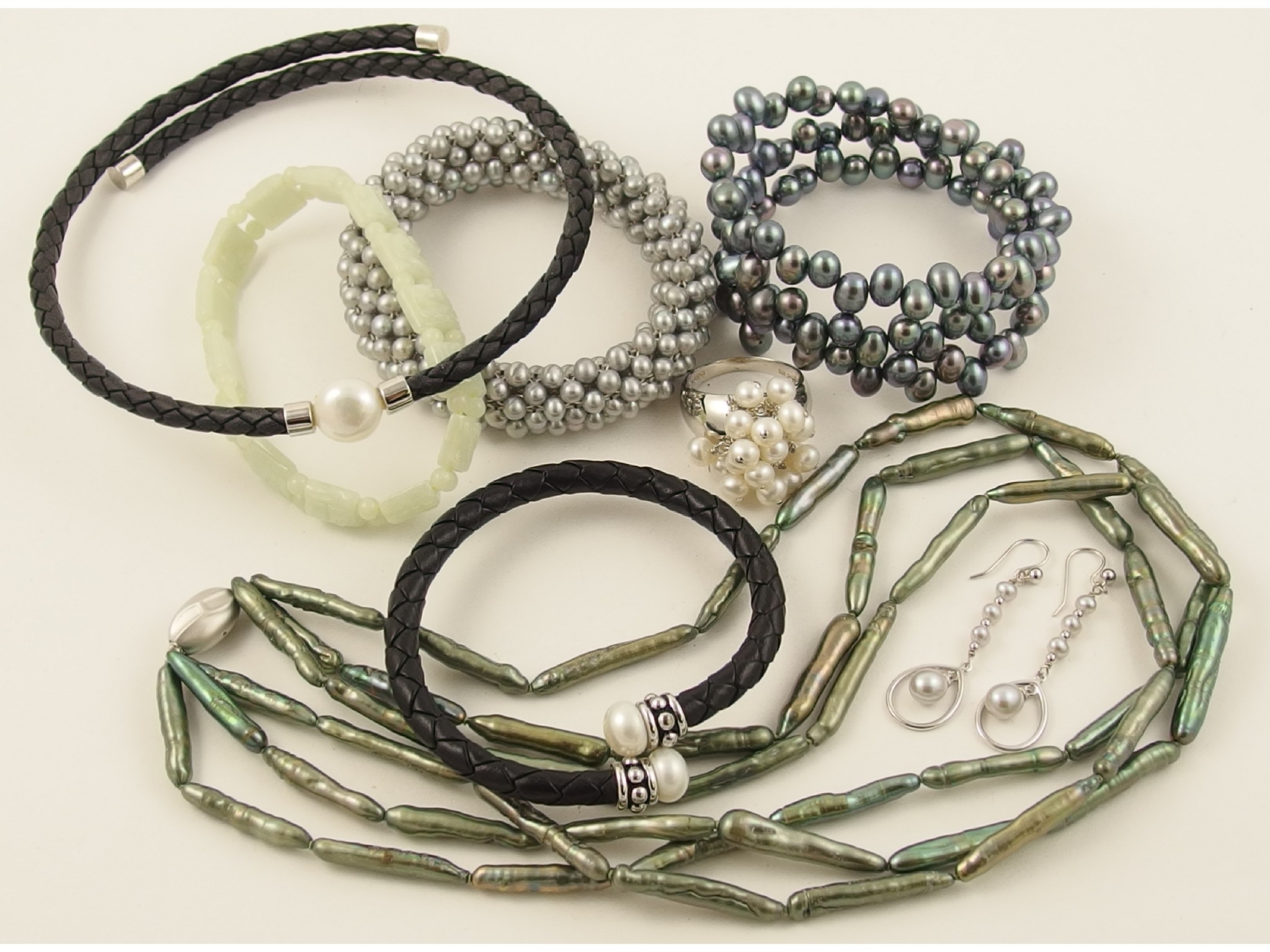 Appraisal: A collection of freshwater cultured pearl jewellery from the QVC