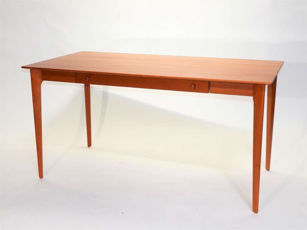 Appraisal: COPELAND FURNITURE MCM CHERRY WOOD DESK Vermont th CenturyRectangular top