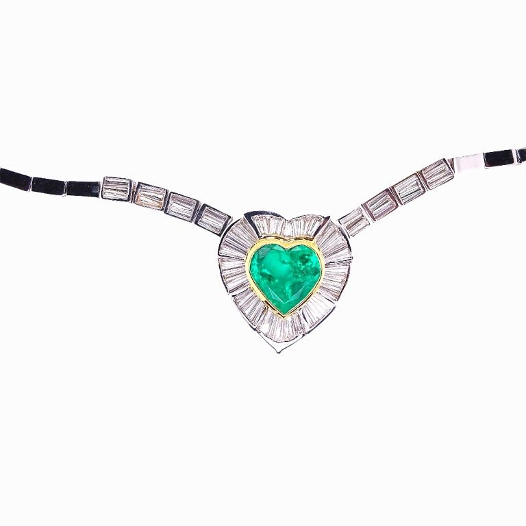 Appraisal: ct Heart Shape Emerald And ct Diamond ct Heart Shape