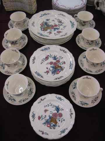 Appraisal: pc Wedgwood ''Williamsburg Potpourri''china service for excellent