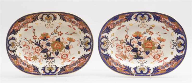 Appraisal: PAIR OF DERBY PORCELAIN PLATTERS IN THE ''JAPAN'' PATTERN With