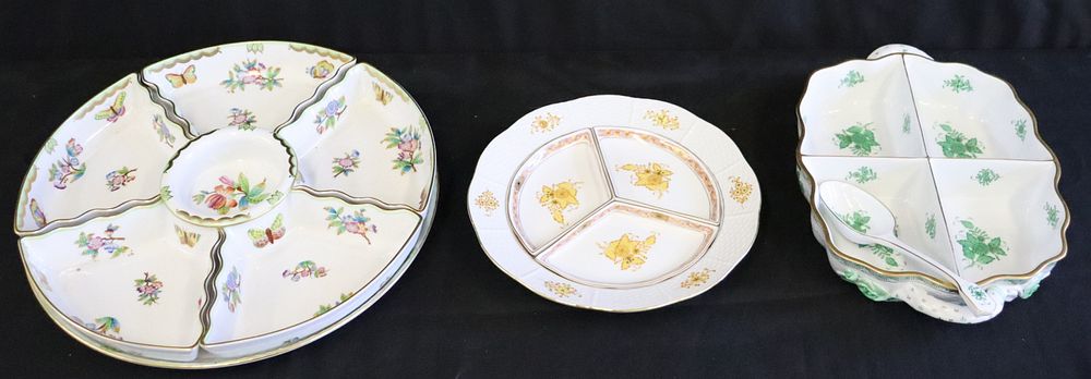 Appraisal: HEREND Lot Of Porcelain Serving Platters Dimensions dia dia and