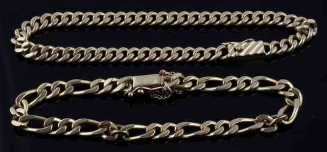 Appraisal: An ct gold bracelet of flattened curb-links with safety chain