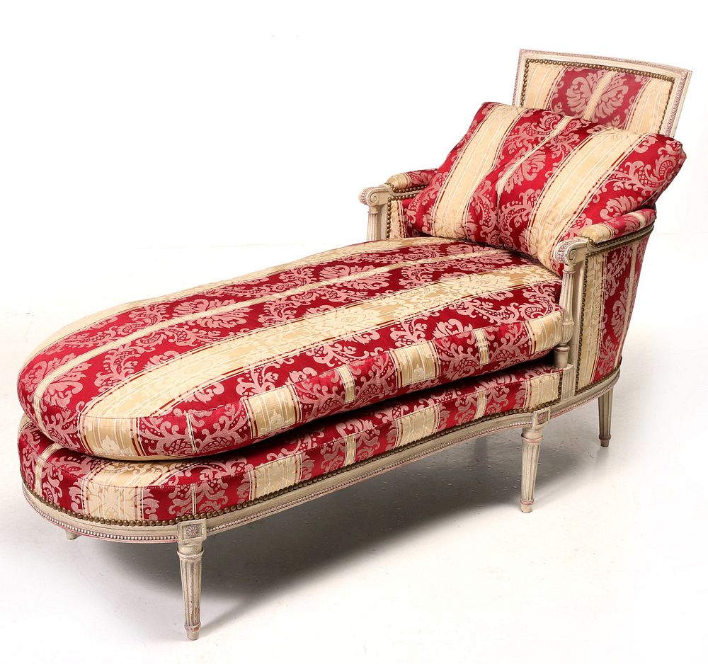 Appraisal: AN EARLY TH CENTURY LOUIS XVI STYLE RECAMIER CHAISE The