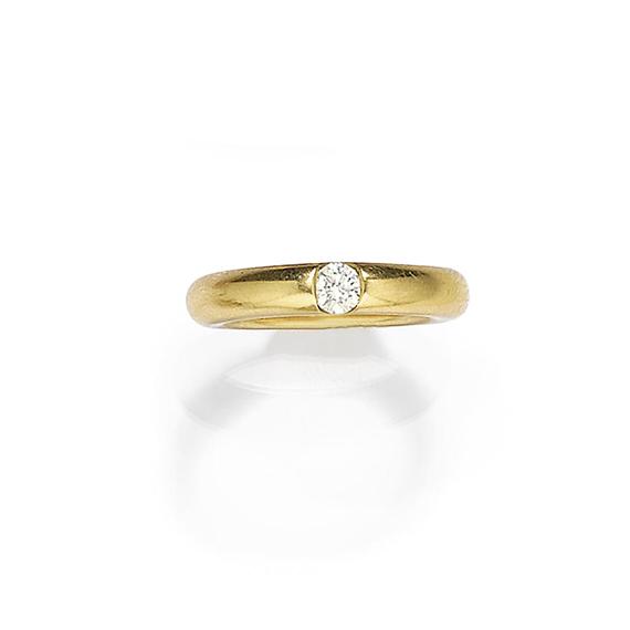 Appraisal: DIAMOND RING CARTIER ELLIPSE Yellow gold Decorative solid band ring