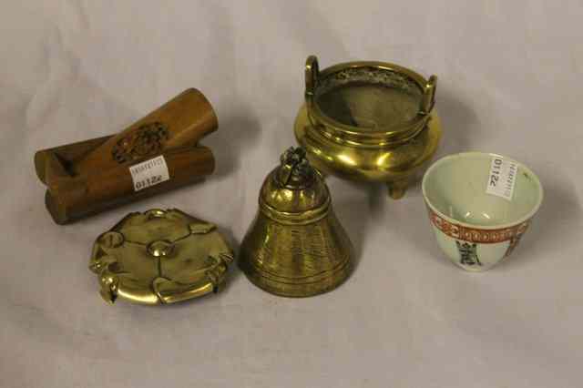 Appraisal: A SMALL CHINESE BRONZE CENSER on stand a bronze small