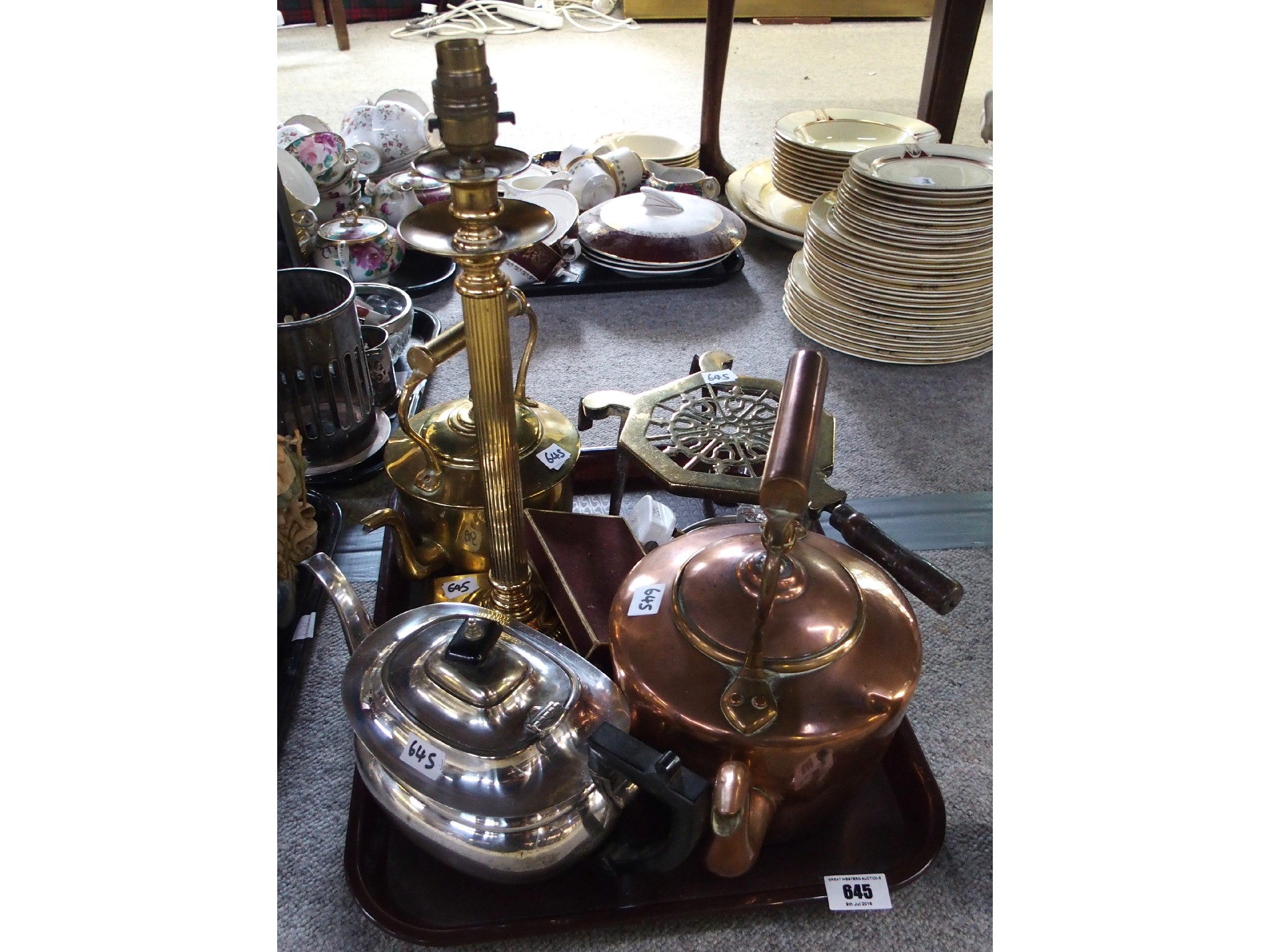 Appraisal: Copper and brass kettles brass trivet brass table lamp and