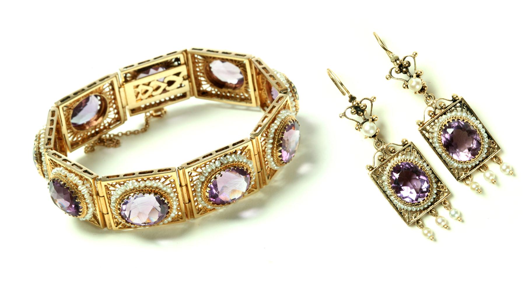 Appraisal: VICTORIAN-STYLE GOLD AND AMETHYST BRACELET AND EARRINGS Twentieth century Bracelet