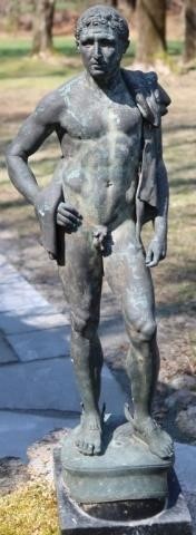 Appraisal: TH BRONZE SCULPTURE DEPICTING A NUDE CLASSICALFIGURE OF A MAN