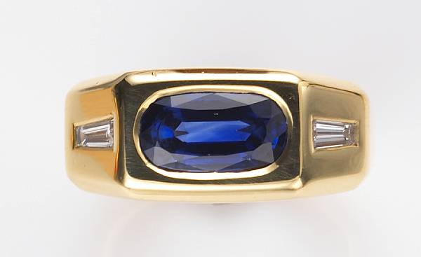 Appraisal: A sapphire diamond and k gold gents ring signed M