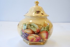 Appraisal: AYNSLEY LIDDED JAR