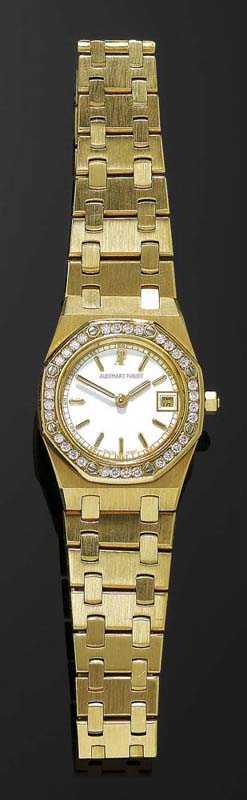 Appraisal: DIAMOND LADY'S WRISTWATCH AUDEMARS PIGUET 'ROYAL OAK' Yellow gold Octagonal