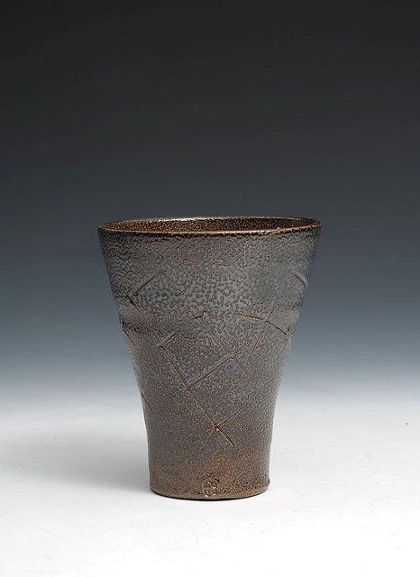 Appraisal: William Marshall British - at Leach PotteryBeakerdark-brown glaze and hatched