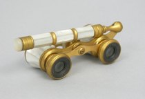 Appraisal: Iris Mother of Pearl Opera Glasses Elegant pair of mother