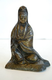 Appraisal: CHINESE BRONZE METAL FIGURE OF GUAN YIN