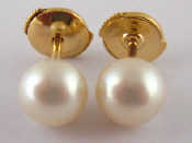 Appraisal: A pair of yellow metal tests carat gold cultured pearl