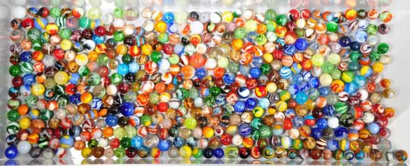 Appraisal: Lot of Approximately Vintage Marbles Description This group includes vintage