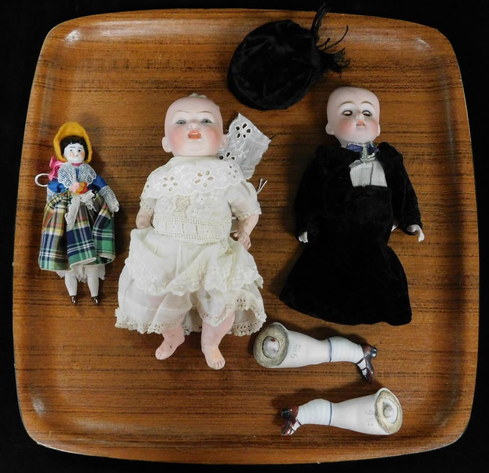 Appraisal: Three Dolls Kestner Character baby Germany loose stringing set blue