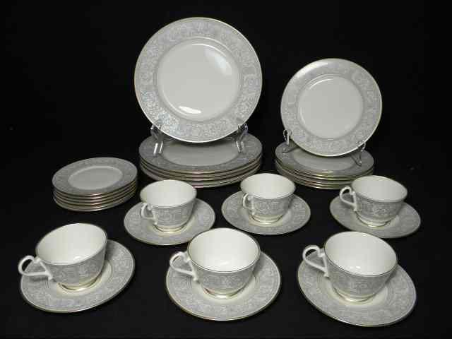 Appraisal: Franciscan China porcelain dinnerware service for six ''Renaissance'' pattern All