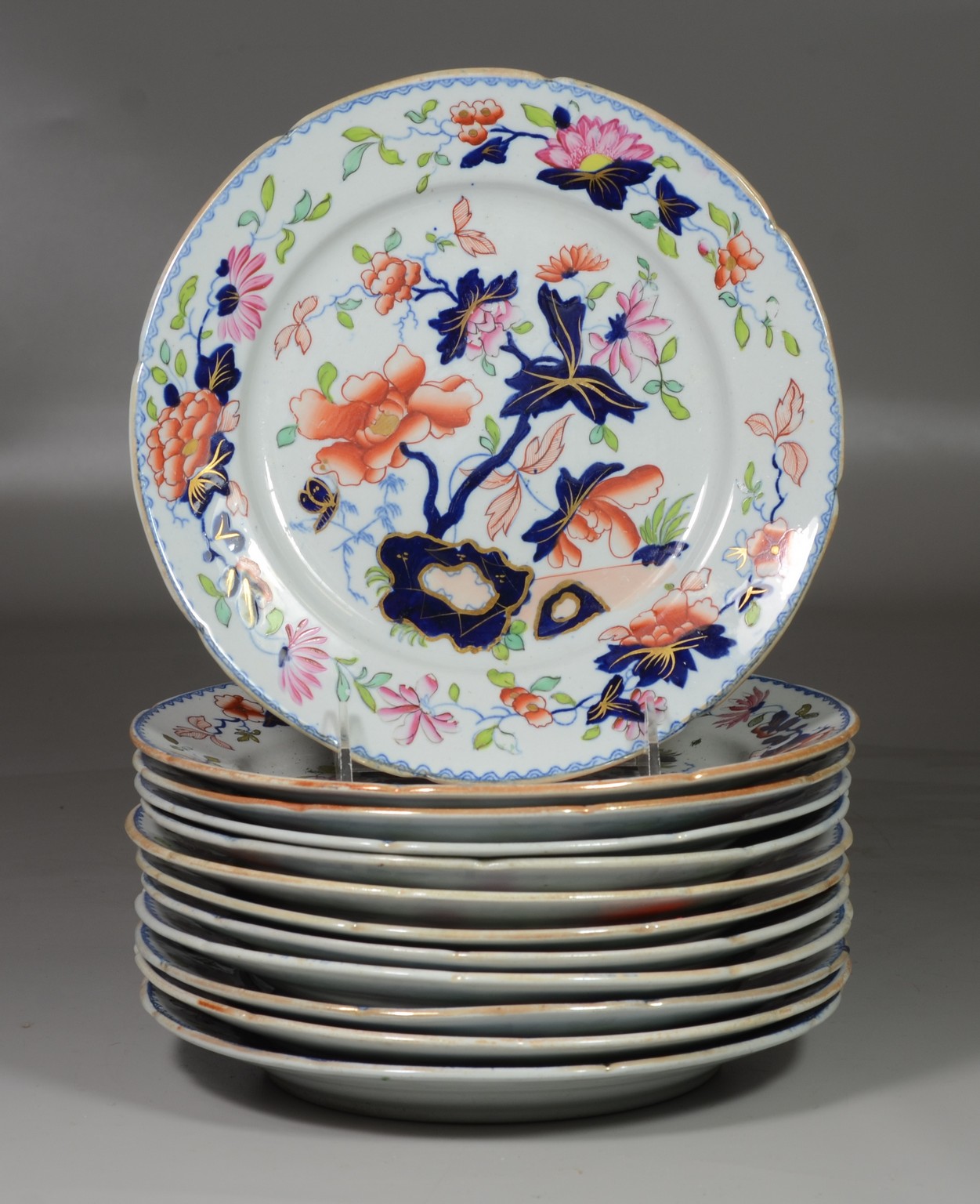 Appraisal: English Imari palate plates Tonquin China mark to base -