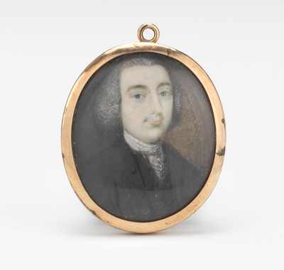 Appraisal: A Miniature Portrait of a Gentleman Miniature bust view portrait