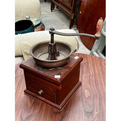 Appraisal: Large coffee grinder approx cm H