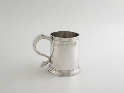 Appraisal: A George I tapered half pint mug with moulded rim