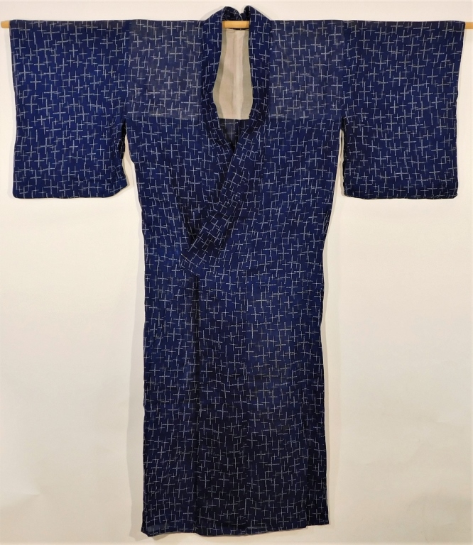 Appraisal: JAPANESE DEEP INDIGO AND WHITE YUKATA ROBE Japan - th