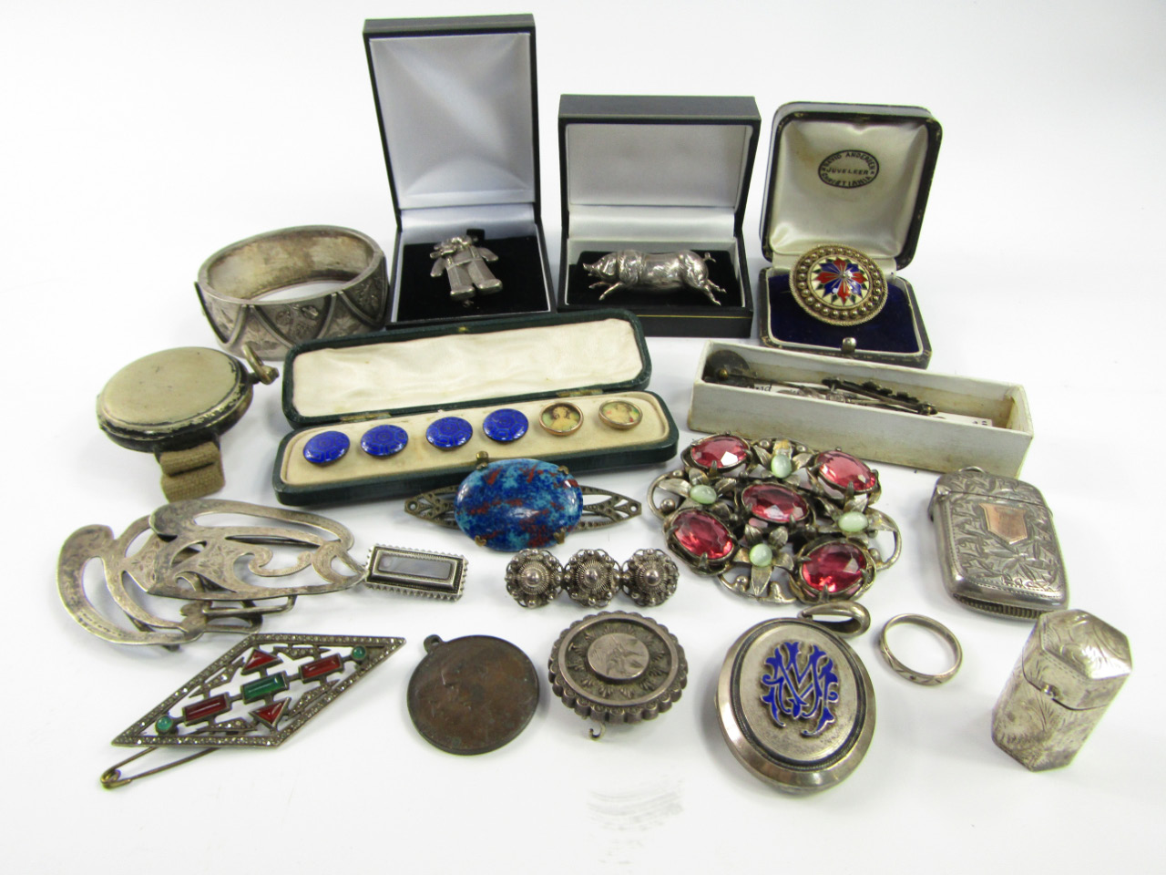 Appraisal: Victorian and later silver jewellery vesta case tie pins buttons