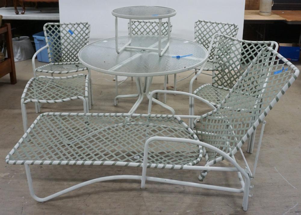 Appraisal: Brown Jordan Painted Aluminum Outdoor Table with Six Chairs and