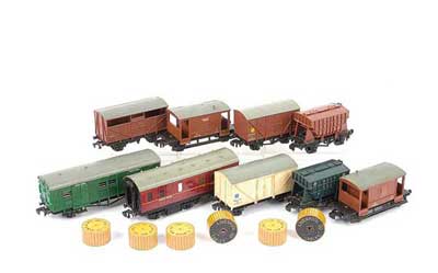 Appraisal: Hornby Dublo -Rail a group of unboxed Superdetail Rolling Stock