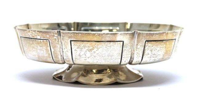 Appraisal: A silver table centrepiece bowl of shaped circular form with