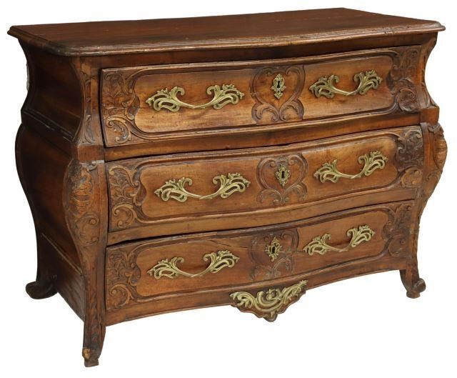 Appraisal: French Louis XV period commode en tombeau th c walnut