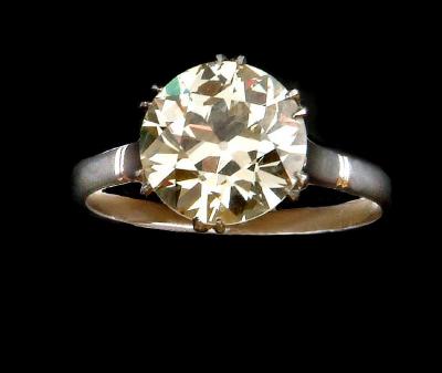 Appraisal: A SOLITAIRE DIAMOND RING the brilliant cut stone approximately cts