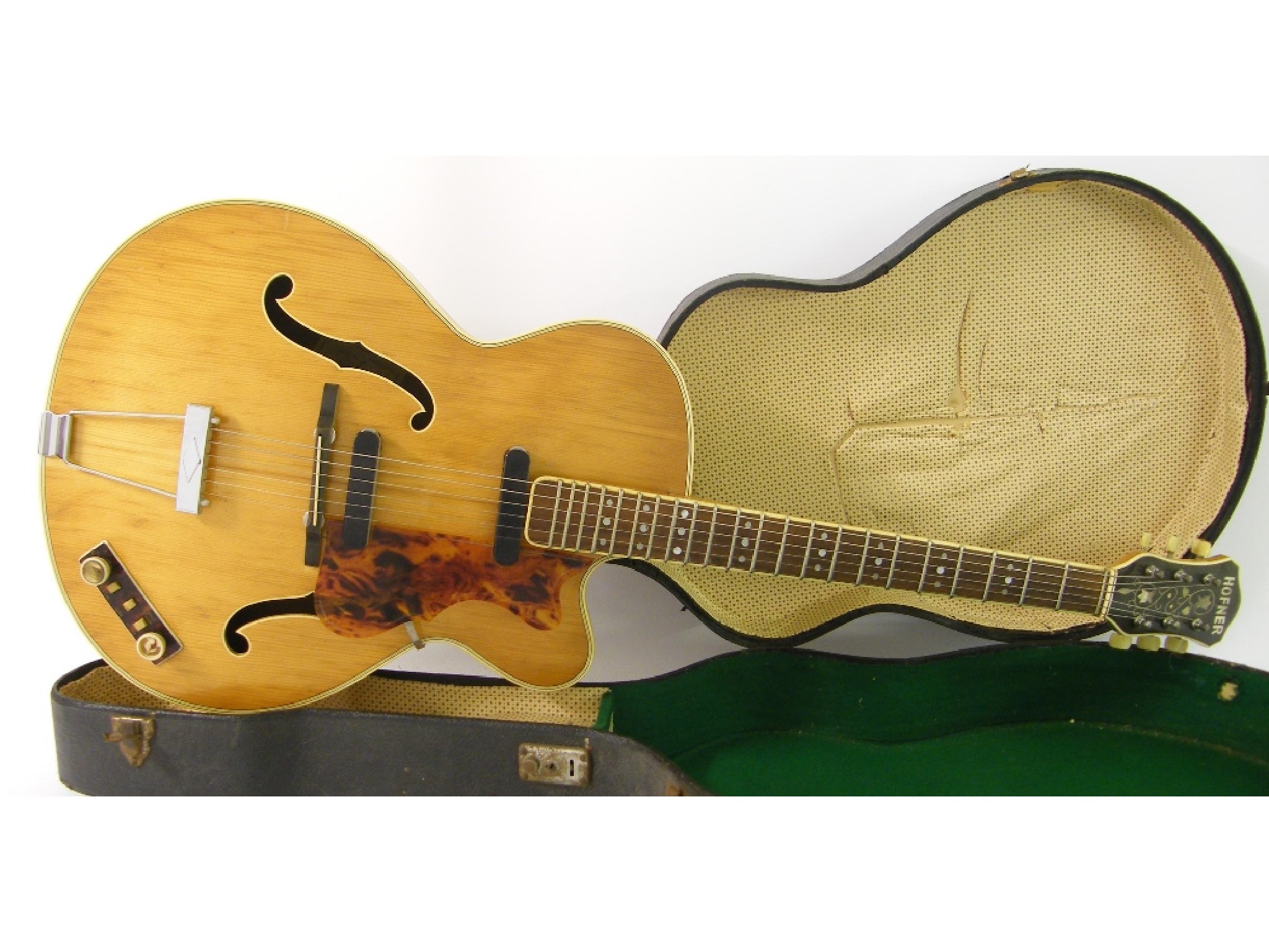 Appraisal: Hofner President electric archtop guitar ser no blonde finish with