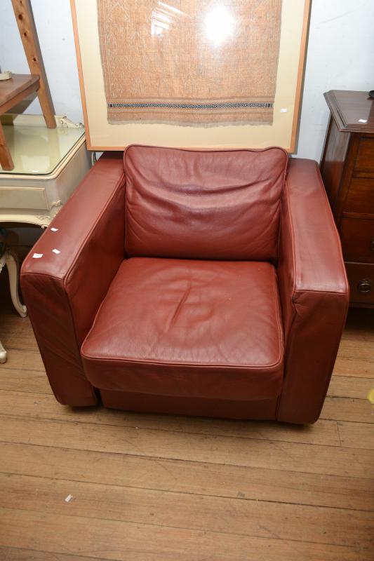 Appraisal: A DECO STYLE TUB CHAIR IN BURGUNDY LEATHER A DECO