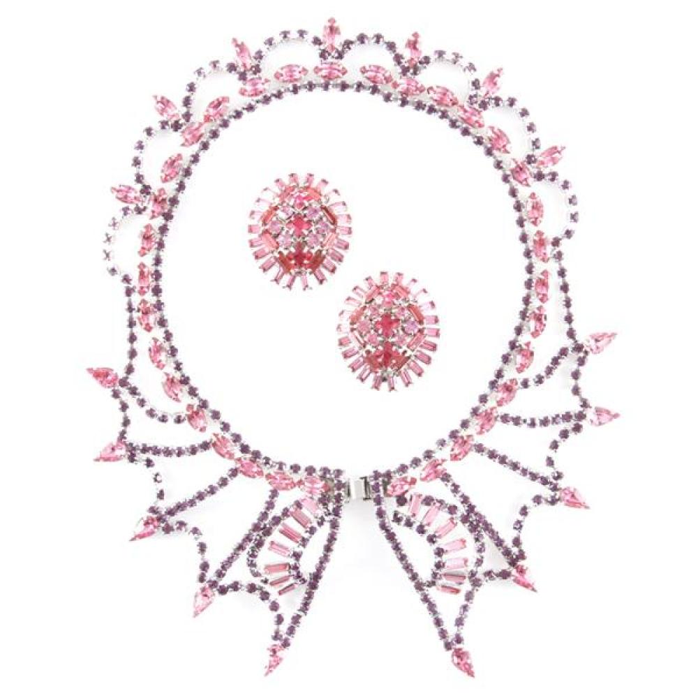 Appraisal: UNSIGNED PURPLE AND PINK JEWELED SPIDERWEB-LIKE COLLAR NECKLACE SIGNED CINDERELLA