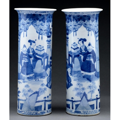 Appraisal: A pair of Chinese blue and white sleeve vases late