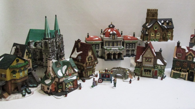 Appraisal: DEPT VILLAGE MODELS from the Dicken's Village Heritage Village and