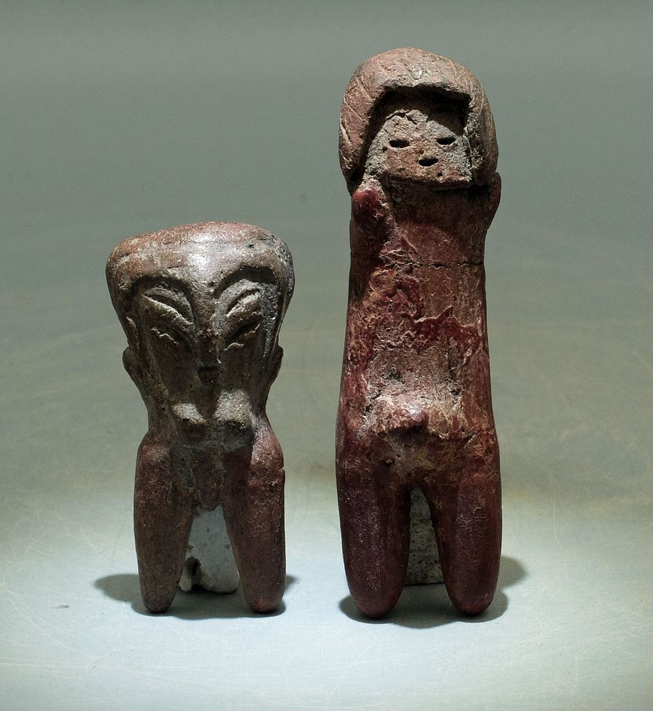 Appraisal: Valdivia Figures - Ecuador ca - BC A pair of