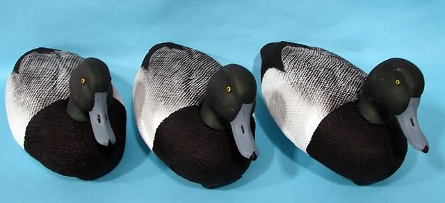 Appraisal: Group of resin Blue Bill hunting decoys