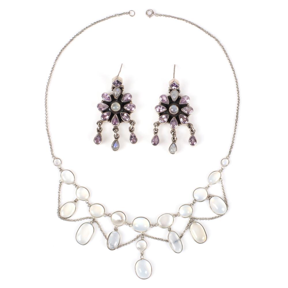 Appraisal: CHANDELIER STERLING SILVER EDWARDIAN STYLE FESTOON CHOKER NECKLACE WITH MOONSTONE