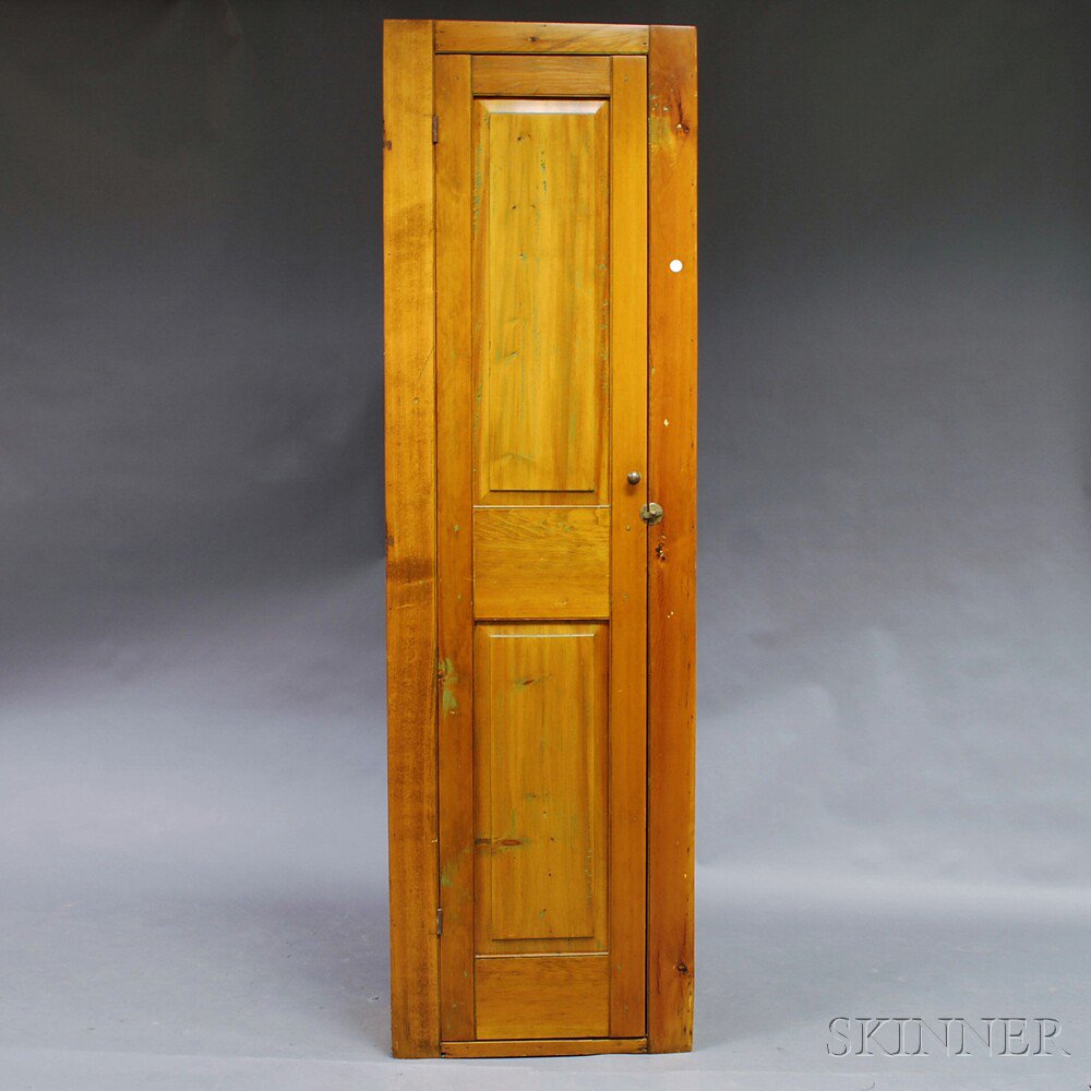 Appraisal: Country Pine Chimney Cupboard th century the double-paneled door opening