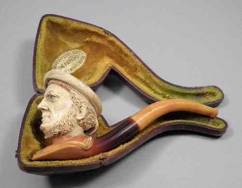 Appraisal: A th Century Meerschaum pipe the bowl carved with the