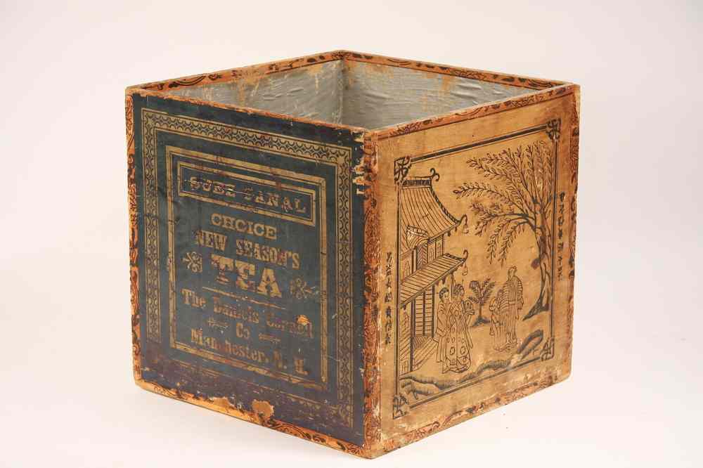 Appraisal: TH C CHINESE TEA BOX - Early Tea Box with