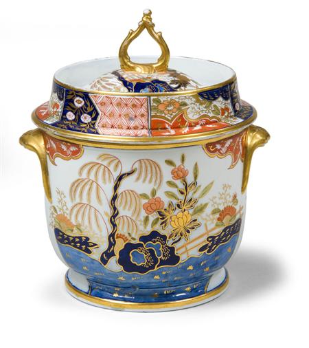 Appraisal: An English porcelain ice pail possibly Coalport circa the cover