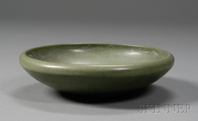 Appraisal: Marblehead Pottery Bowl Marblehead Massachusetts early th century Green glaze