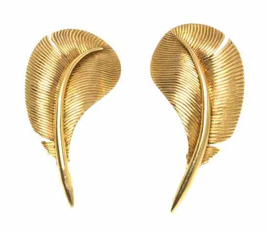 Appraisal: A Pair of Vintage Karat Yellow Gold Feather Earclips Cartier