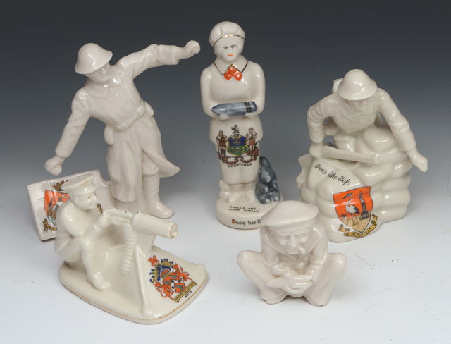 Appraisal: A GROUP OF FIVE WORLD WAR I PERIOD CRESTED CHINA