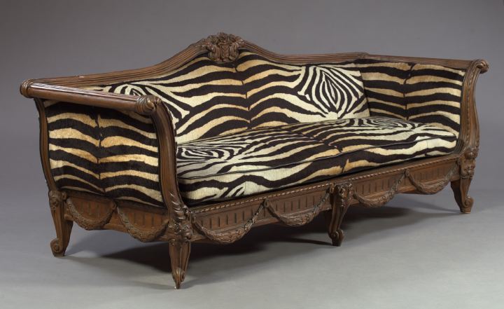 Appraisal: Italian Mahogany Settee early th century in the Louis XV